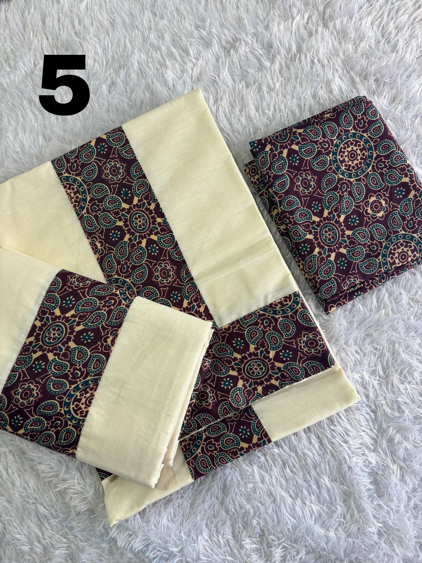 Ajrakh Set Mundu with Blouse β Traditional Elegance