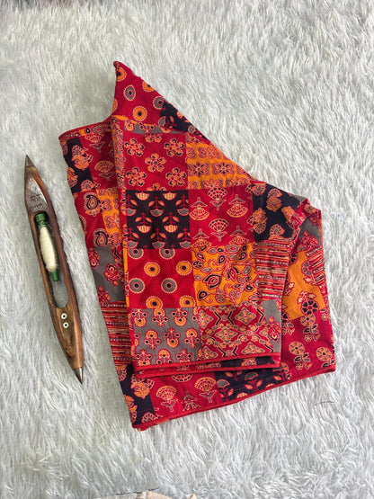 Pattern Boatneck Kum Round Neck in Princess Cut | Ready Made Blouse