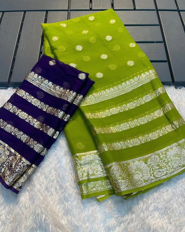 Viscose Georgette Saree With Contrast Blouse