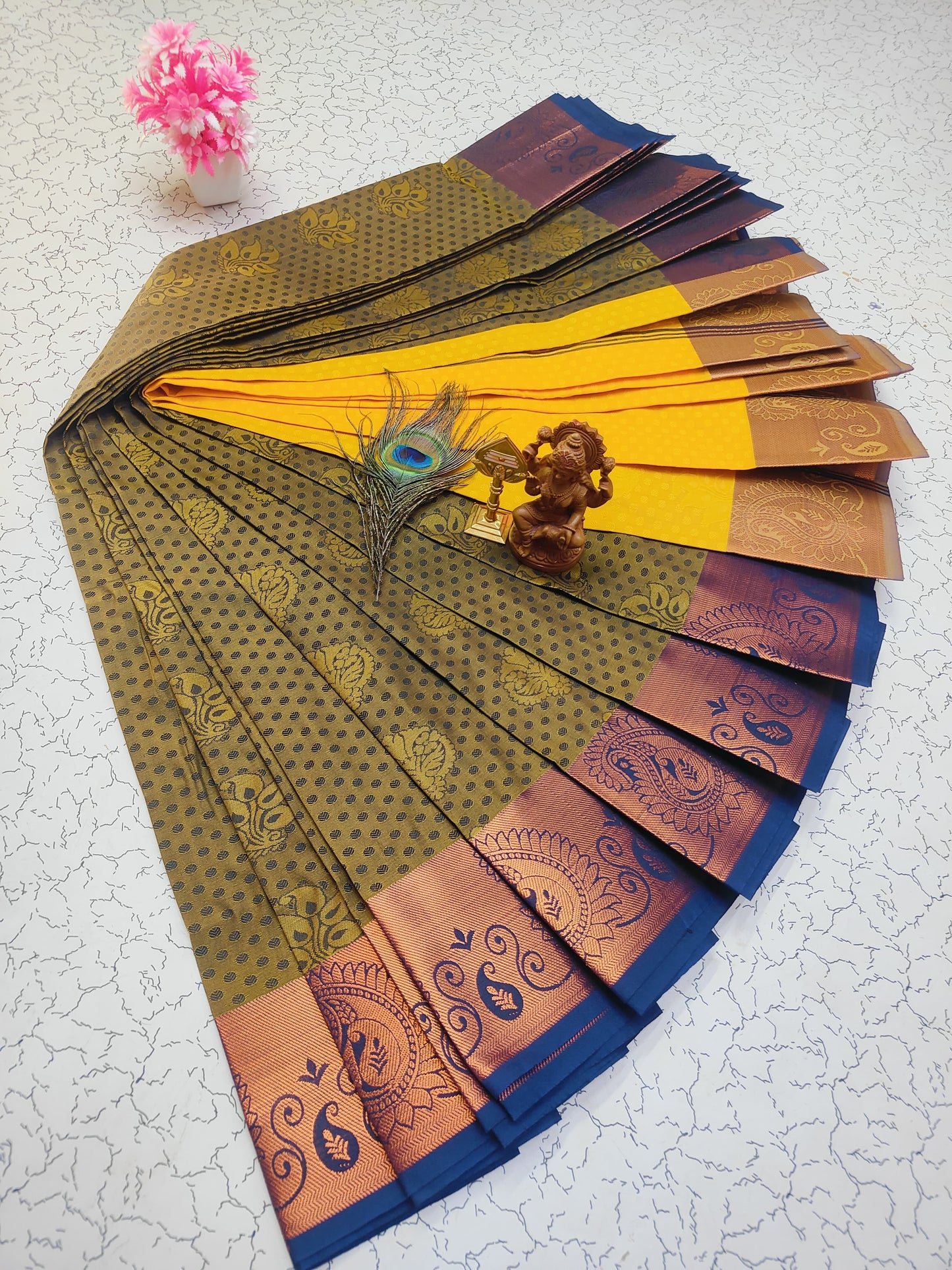 Poonthamil Silk Sarees ✨ | Elegant 3D Embossed Karizma Silk Saree